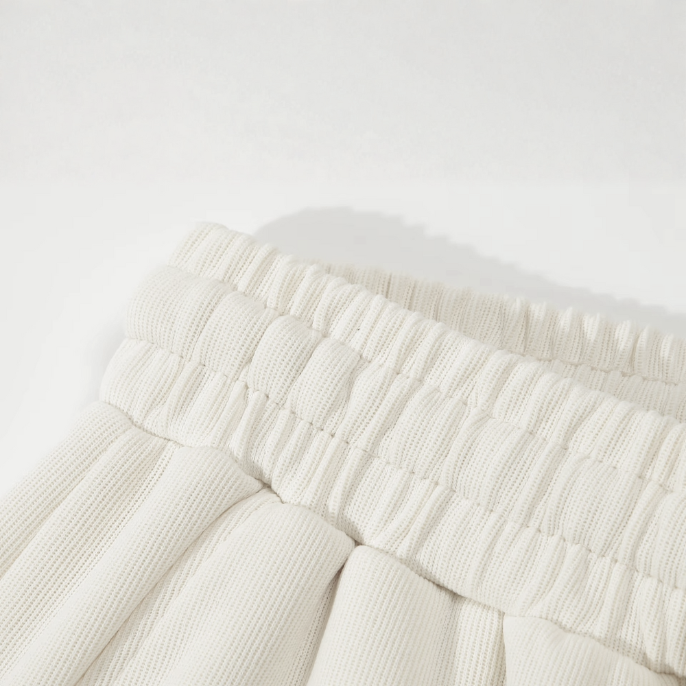 Spodenki casual o prostych nogawkach